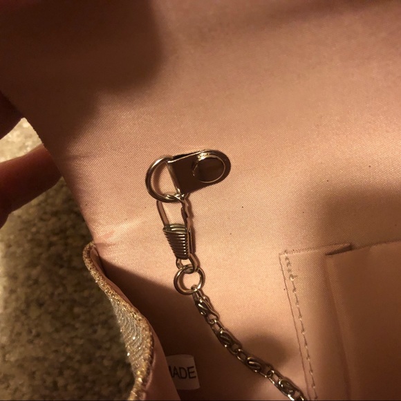 Formal Clutch Purse: Removable Strap - Picture 5 of 5